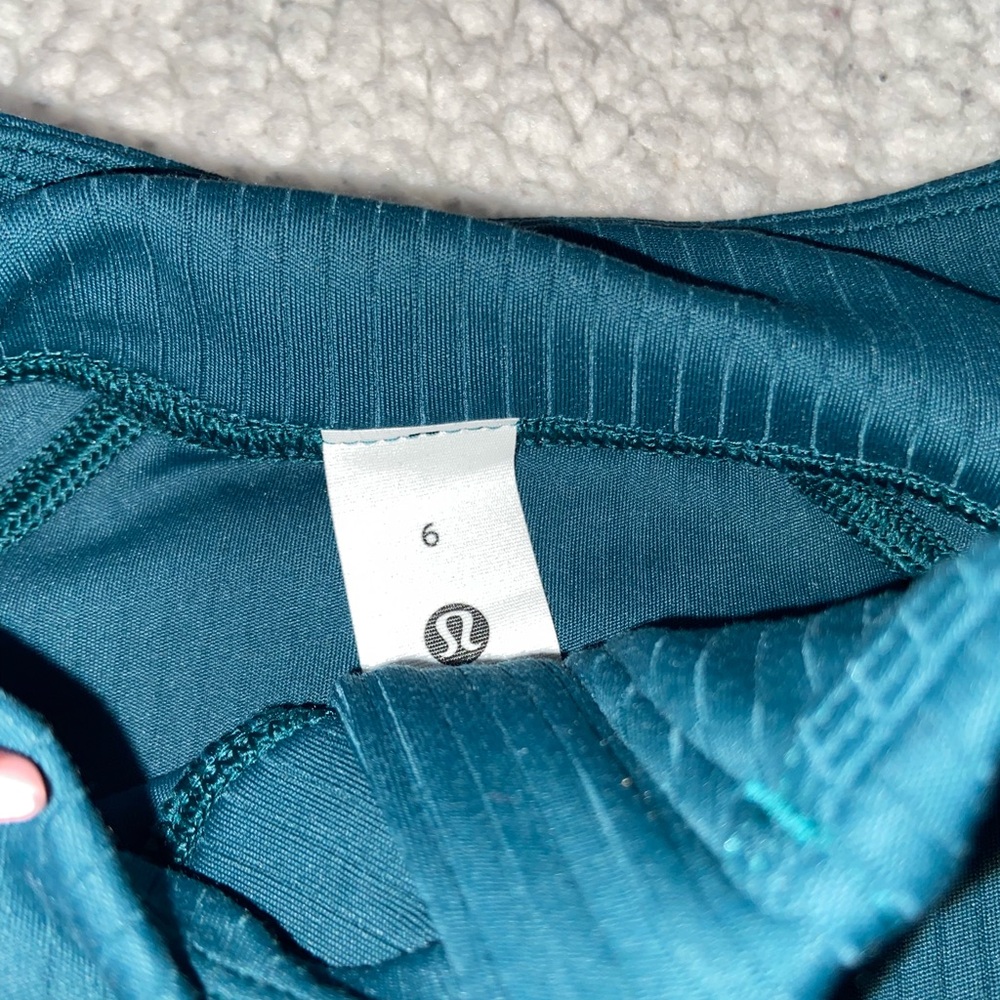 NWT It’s Rulu Ribbed Cropped Half-Zip - Picture 2 of 3